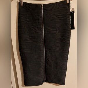 Elegant Black Textured Pencil Skirt